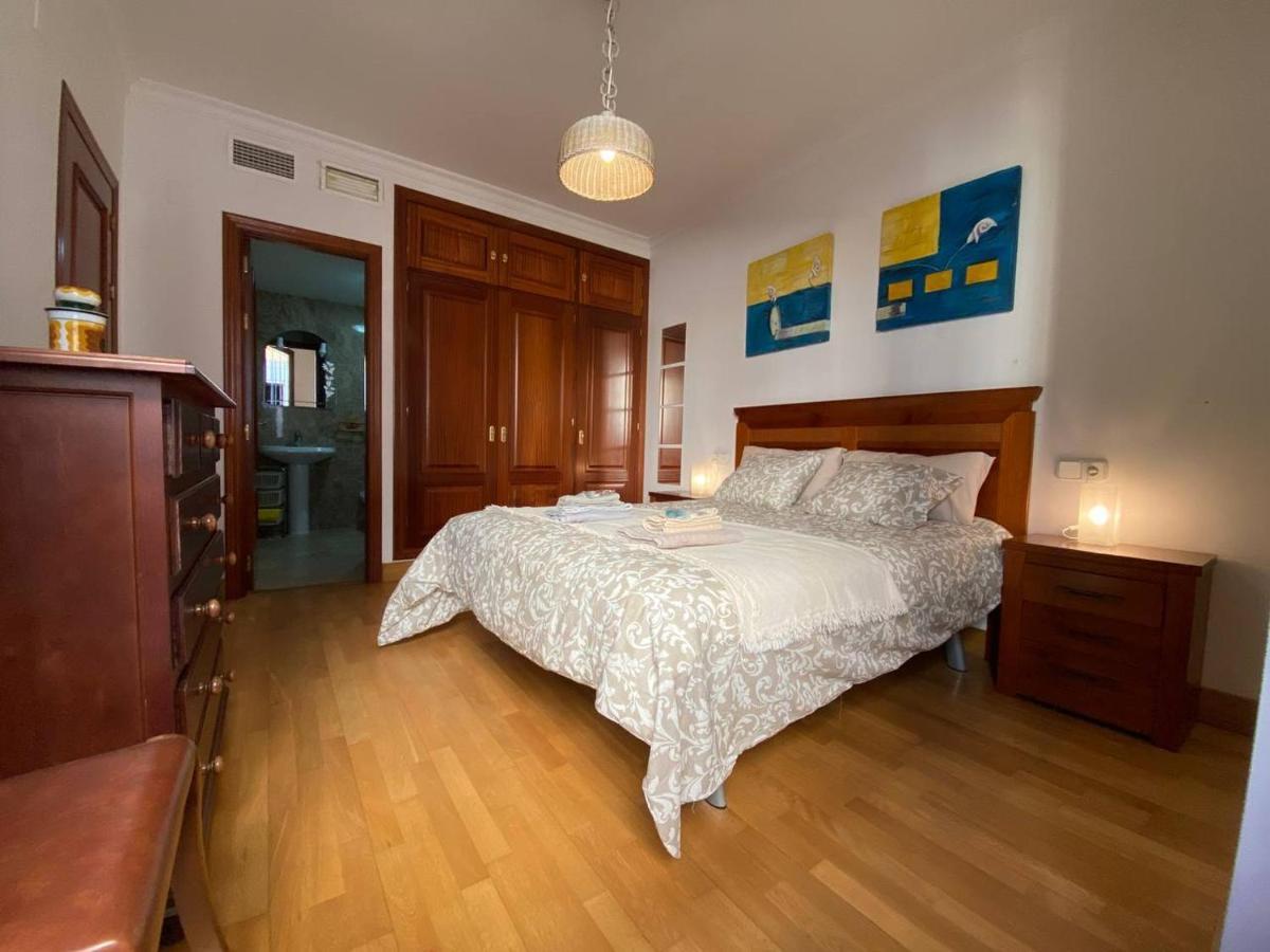 Appartement Duplex Centro, Climatizado, Garaje, Piscina, Wifi *